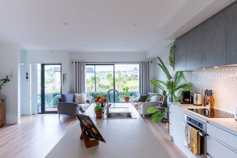 Photo of property in 7a Podgora Avenue, Kumeu, 0810