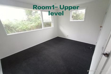 Photo of property in 153 Gossamer Drive, Pakuranga Heights, Auckland, 2010