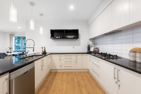 Photo of property in 119 Babich Road North, Ranui, Auckland, 0612