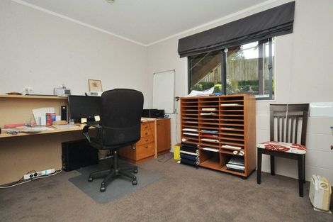Photo of property in 182 Whangaparaoa Road, Red Beach, 0932