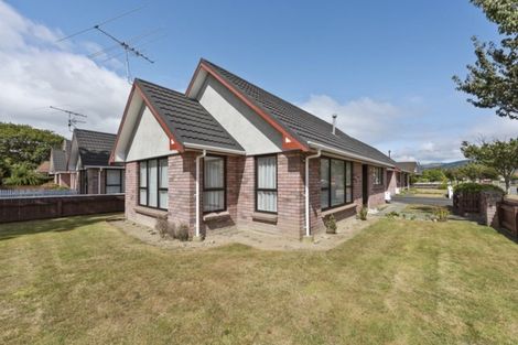 Photo of property in 52 Mcparland Street, Ebdentown, Upper Hutt, 5018