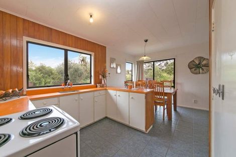 Photo of property in 125 Captain Scott Road, Glen Eden, Auckland, 0602