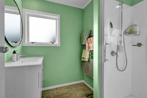 Photo of property in 6 Camellia Avenue, Bell Block, New Plymouth, 4312