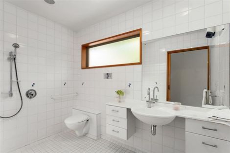 Photo of property in 16 Grangewood Lane, Burnside, Christchurch, 8053