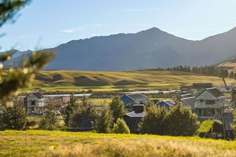 Photo of property in 25 Rannoch Drive, Jacks Point, Queenstown, 9371