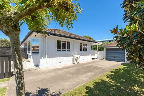 Photo of property in 54 Kulim Avenue, Otumoetai, Tauranga, 3110