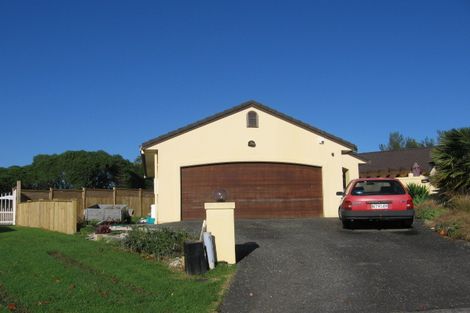 Photo of property in 36 Widdison Place, Albany, Auckland, 0632