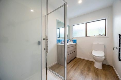 Photo of property in 5 Sylvan Avenue, Northcote, Auckland, 0627