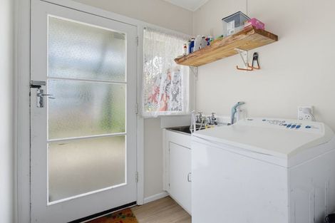 Photo of property in 6 Delphi Place, Sunnybrook, Rotorua, 3015