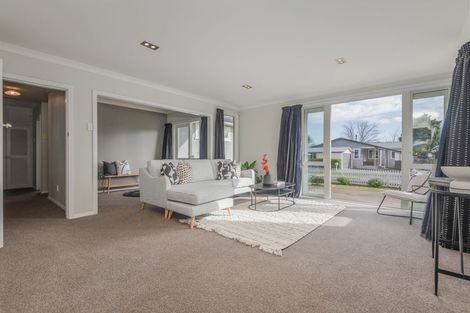Photo of property in 10 Ilford Place, Awapuni, Palmerston North, 4412