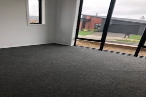 Photo of property in 2/10 Bostonkip Crescent, Fitzroy, Hamilton, 3282