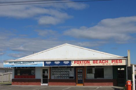 Photo of property in 60 Seabury Avenue, Foxton Beach, Foxton, 4815