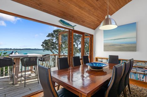Photo of property in 417 Leigh Road, Whangateau, 0985