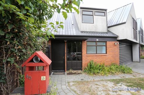 Photo of property in 2/4 Montana Avenue, Ilam, Christchurch, 8041
