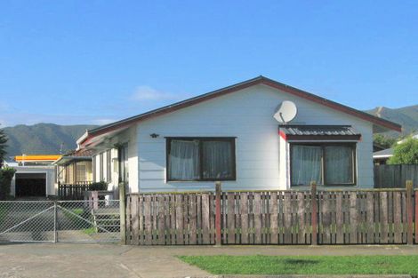 Photo of property in 2/14 Connolly Street, Boulcott, Lower Hutt, 5010