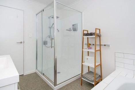 Photo of property in 1321b Papamoa Beach Road, Papamoa Beach, Papamoa, 3118