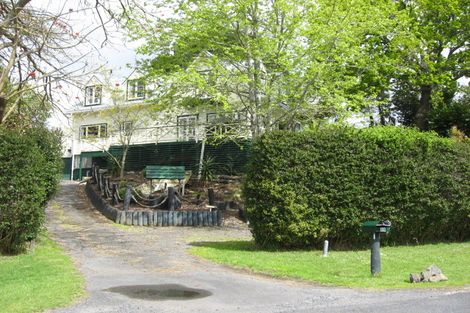 Photo of property in 55 The Terrace, Herald Island, Auckland, 0618