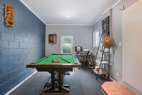 Photo of property in 18 Raroa Place, Pukerua Bay, 5026