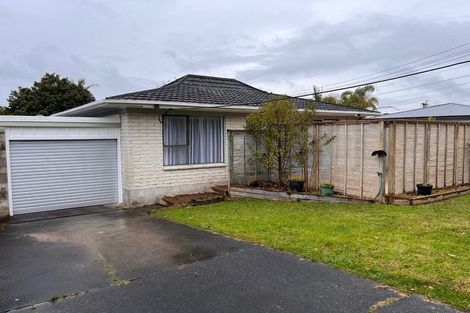 Photo of property in 2/5 Merriefield Avenue, Forrest Hill, Auckland, 0620