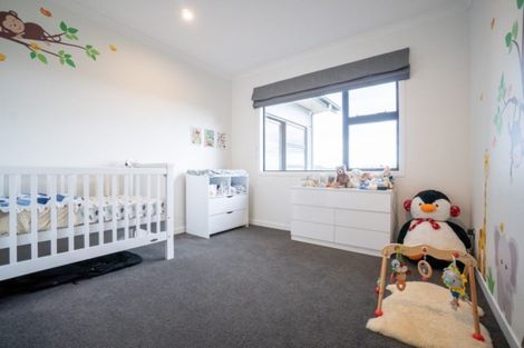 Photo of property in 30 Westwood Drive, Aokautere, Palmerston North, 4471