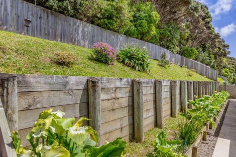 Photo of property in 19 Banks Boulevard, Whitby, Porirua, 5024