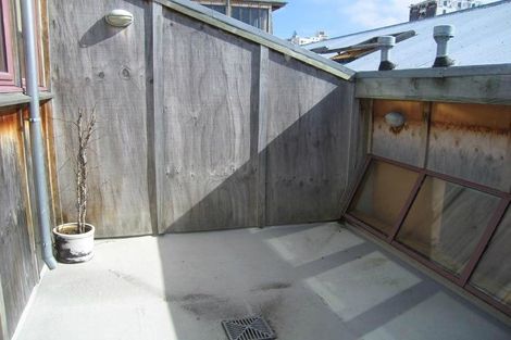 Photo of property in 227/6 Left Bank, Te Aro, Wellington, 6011