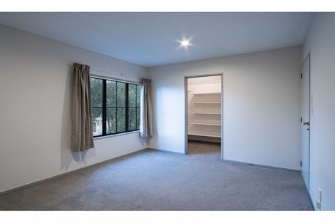 Photo of property in 2/32 Brockworth Place, Riccarton, Christchurch, 8011