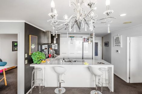 Photo of property in 12/72e Devonport Road, Tauranga, 3110