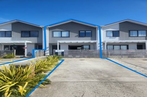 Photo of property in 39a Soaring Bird Drive, Takanini, 2112