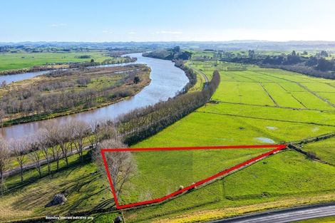 Photo of property in 64 Churchill Road East, Rangiriri, 3782