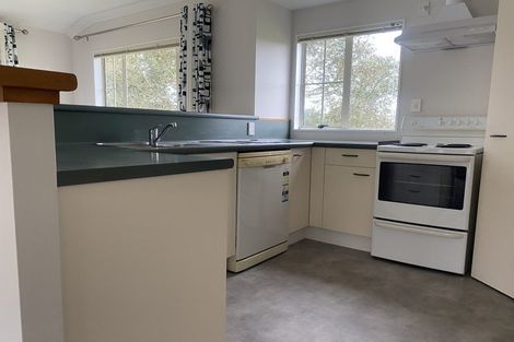 Photo of property in 24 Loughanure Place, Massey, Auckland, 0614