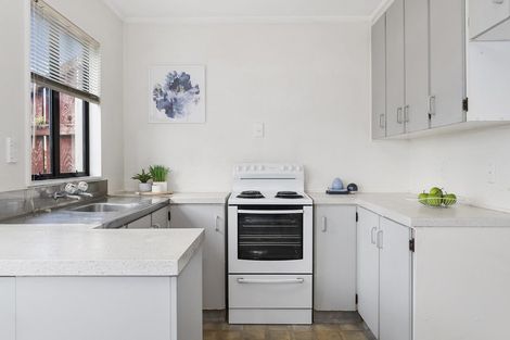 Photo of property in 1/11 Robins Road, Judea, Tauranga, 3110