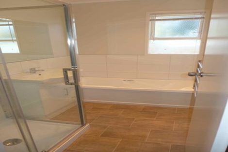 Photo of property in 39 Beeston Crescent, Manurewa, Auckland, 2102