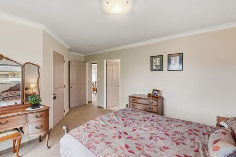 Photo of property in 2 Cadastral Court, Paraparaumu, 5032