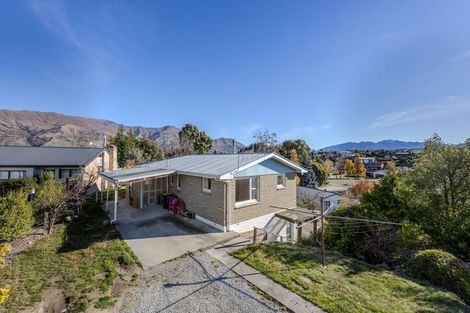 Photo of property in 18 Macpherson Street, Wanaka, 9305