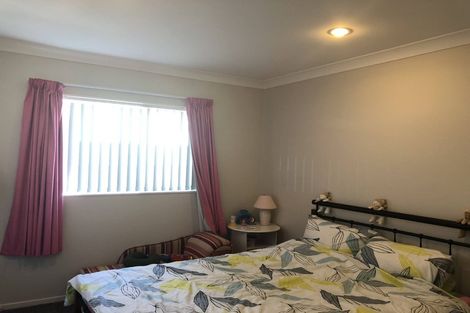Photo of property in 10 Muirlea Drive, Flat Bush, Auckland, 2016