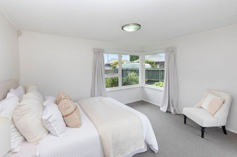 Photo of property in 11 Colina Street, Avonhead, Christchurch, 8042