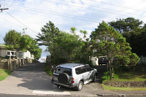 Photo of property in 1/180 Glengarry Road, Glen Eden, Auckland, 0602