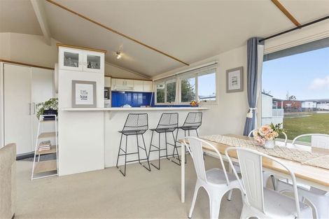 Photo of property in 80h Tirimoana Road, Te Atatu South, Auckland, 0602