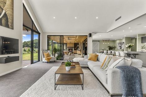 Photo of property in 19 William Andrew Road, Pukekohe, 2120