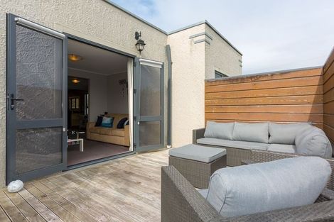 Photo of property in 51 Upjohn Street, Brooklands, New Plymouth, 4310