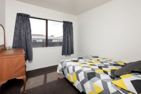 Photo of property in 35b Lyn Grove, Papamoa Beach, Papamoa, 3118