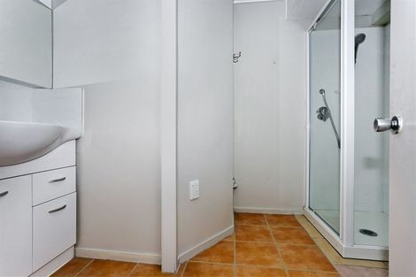 Photo of property in 4 Bank Street, Hillcrest, Auckland, 0627
