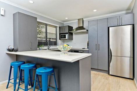 Photo of property in 7 Lemon Grove Lane, Greenhithe, Auckland, 0632