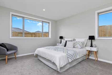 Photo of property in 21 Whakaturou Crescent, Pyes Pa, Tauranga, 3112