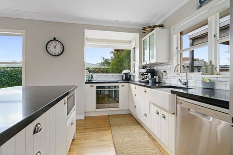 Photo of property in 54 Chaucer Street, Leamington, Cambridge, 3432