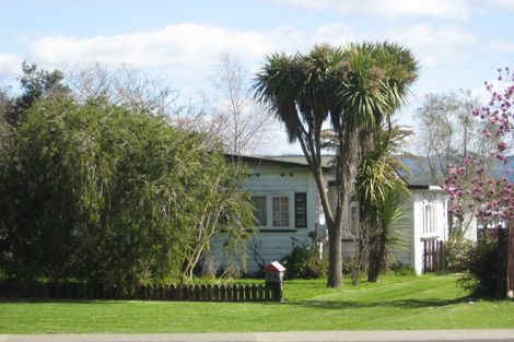 Photo of property in 40 College Road, Edgecumbe, 3120