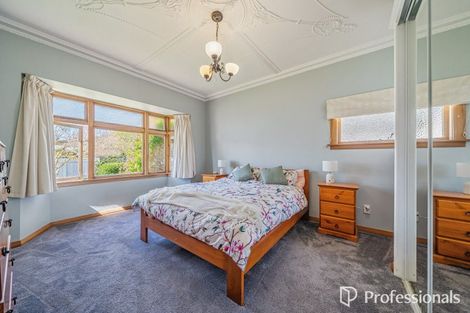 Photo of property in 18 Birdwood Road, Waterloo, Lower Hutt, 5011