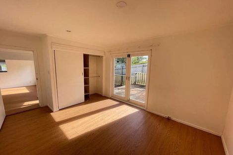 Photo of property in 16 Savoy Road, Glen Eden, Auckland, 0602