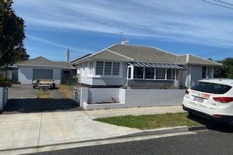 Photo of property in 27 Tokomaru Street, Welbourn, New Plymouth, 4312